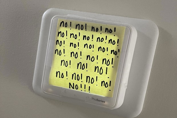 relationship advice couples squabble over temperature of home reaches hilarious peak