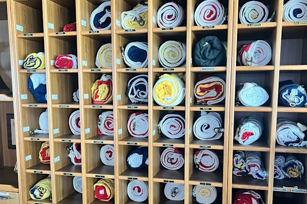 crusie ship flags 
