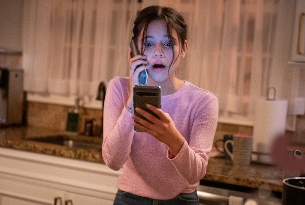 Jenna Ortega (Tara) stars in Paramount Pictures and Spyglass Media Group's "Scream."