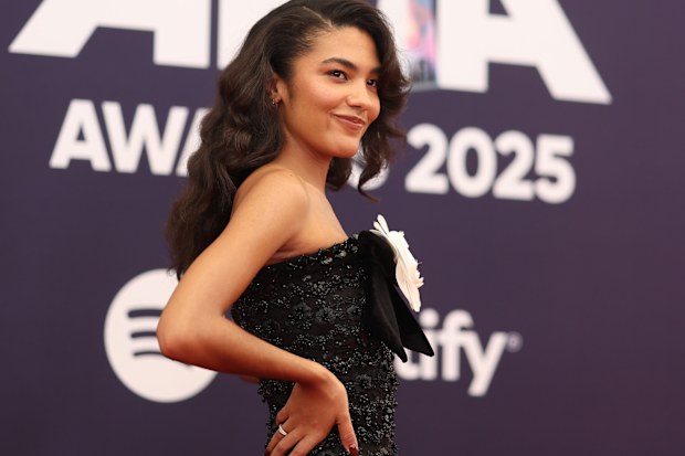 SYDNEY, AUSTRALIA - NOVEMBER 19: Olivia Dean attends the 2025 ARIA Awards at Hordern Pavilion at Hordern Pavilion on November 19, 2025 in Sydney, Australia. (Photo by Mark Metcalfe/Getty Images)