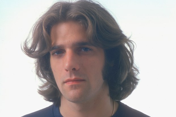 UNSPECIFIED - CIRCA 1970:  Photo of Glenn Frey  Photo by Michael Ochs Archives/Getty Images