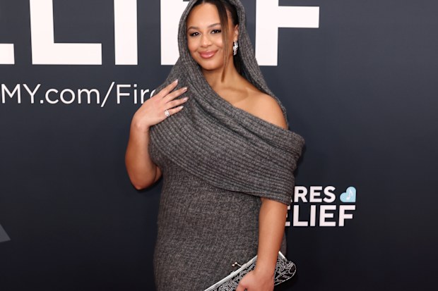 Nia Sioux 