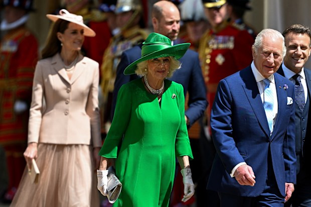 WINDSOR, ENGLAND - JULY 8: Catherine, Princess of Wales, Queen Camilla, Prince William, Prince of Wales, King Charles III, French President Emmanuel Macron and his wife Brigitte Macron attend a Welcome Ceremony at Windsor Castle as part of Macron's state visit to the United Kingdom on July 8, 2025 in Windsor, England. President Emmanuel Macron and Mrs Brigitte Macron visit the UK in the first visit State Visit made by France in 17 years. They are staying at Windsor Castle, hosted by King Charles