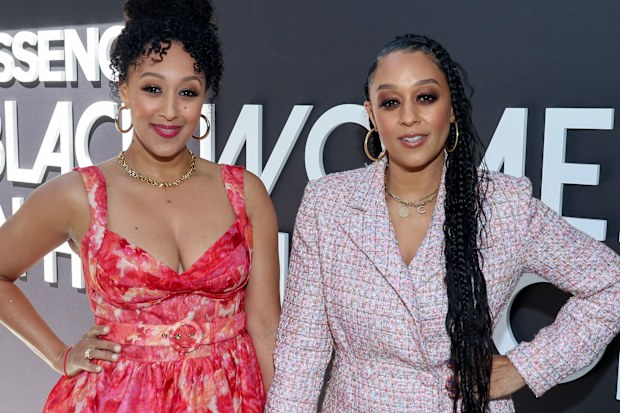 LOS ANGELES, CALIFORNIA - MARCH 09: (L-R) Tamera Mowry-Housley and Tia Mowry-Hardrict attend the 2023 ESSENCE Black Women In Hollywood Awards at Fairmont Century Plaza on March 09, 2023 in Los Angeles, California. (Photo by Arnold Turner/Getty Images for ESSENCE)