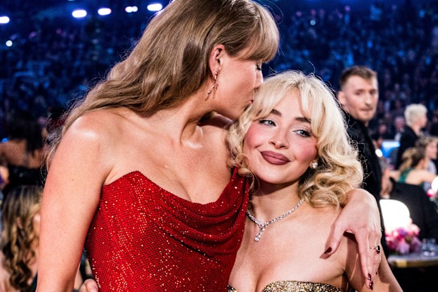 Taylor Swift and Sabrina Carpenter