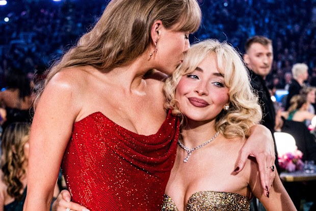 Taylor Swift and Sabrina Carpenter
