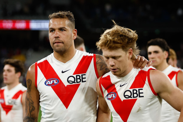 MELBOURNE, AUSTRALIA - MAY 07: Lance Franklin of the Swans looks dejected after a loss during the 2023 AFL Round 08 match between the Collingwood Magpies and the Sydney Swans at the Melbourne Cricket Ground on May 7, 2023 in Melbourne, Australia. (Photo by Dylan Burns/AFL Photos)