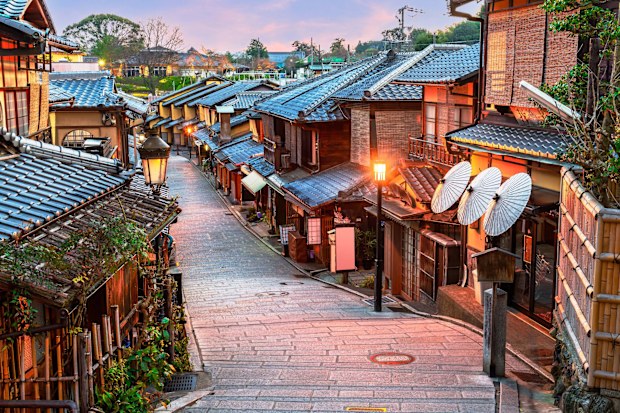 Kyoto, Japan at twilight in Higashiyama at dawn.