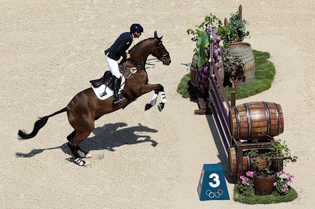Shane Rose competing in Paris.