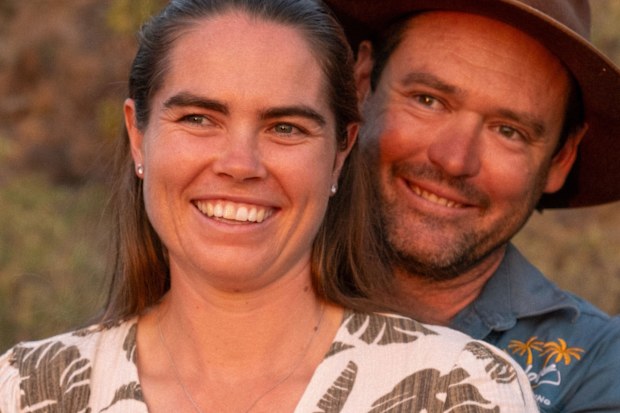 Allan and Jess are traveling full-time around Australia 
