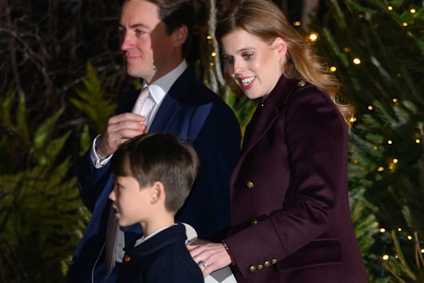 Christopher Woolf, Edoardo Mapelli Mozzi and Princess Beatrice of York depart the 'Together At Christmas' Carol Service at Westminster Abbey on December 06, 2024 in London, England. 