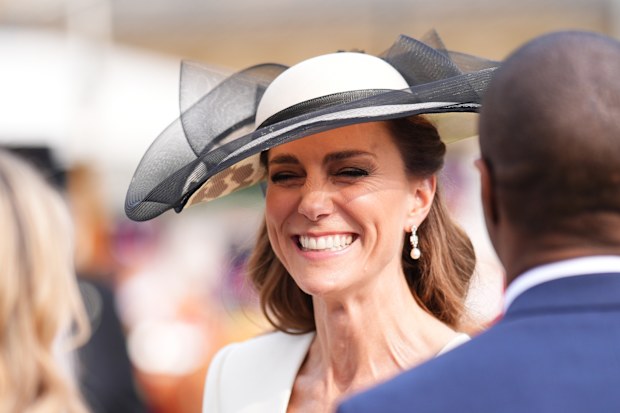 LONDON, ENGLAND - MAY 8: Catherine, Princess of Wales, meets guests during a Royal Garden Party at Buckingham Palace on May 8, 2026 in London, England.  (Photo by Aaron Chown - WPA Pool/Getty Images)
