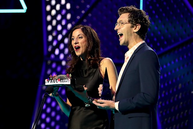 Veronica & Lewis present the ARIA Award for Best Independent Release during the 33rd Annual ARIA Awards 2019 at The Star on November 27, 2019 in Sydney, Australia