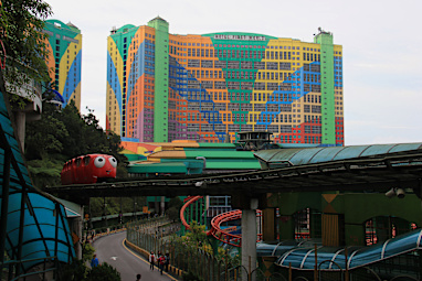 First World Hotel, the world's biggest hotel