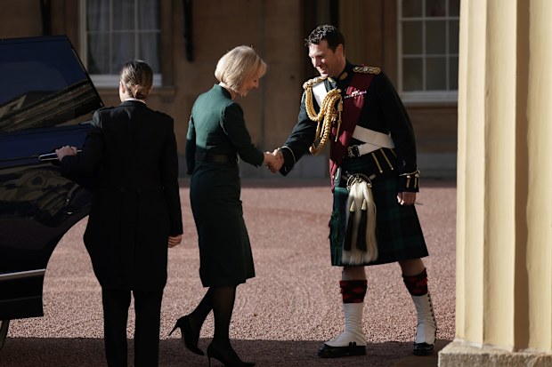 Outgoing Prime Minister Liz Truss arrives at Buckingham Palace for an audience with King Charles III to formally resign as PM on October 25, 2022 in London, England. 