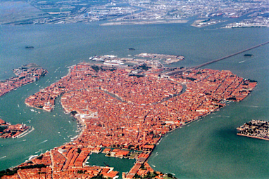 Venice (VCE)