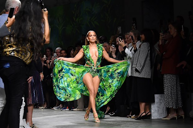 Jennifer Lopez recreates iconic moment in Versace in 2019