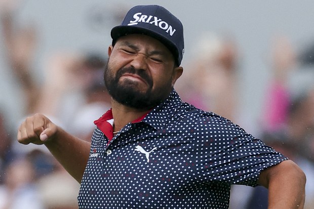 JJ Spaun of the United States celebrates winning on the 18th green during the final round of the 125th U.S. OPEN at Oakmont Country Club on June 15, 2025 in Oakmont, Pennsylvania. (Photo by Andy Lyons/Getty Images)
