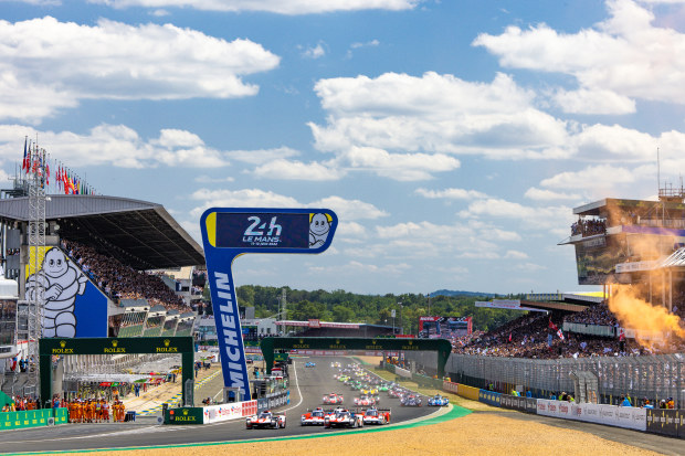 The start of the 2022 24 Hours of Le Mans.
