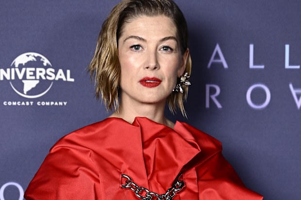 Rosamund Pike