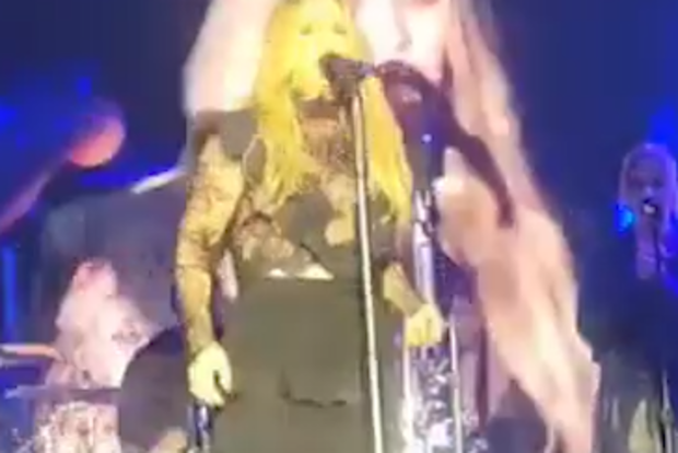 Kelly Clarkson 