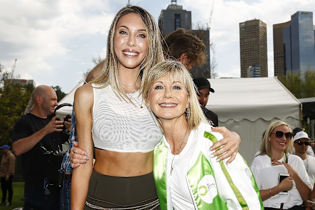  Chloe Lattanzi and Olivia Newton John attends the Olivia Newton-John Wellness Walk and Research Run on October 06, 2019 in Melbourne, Australia. The event helps fund cancer research and provide access to world-leading wellness and support care programs for patients within the ONJ Centre. (Photo by Sam Tabone/WireImage)