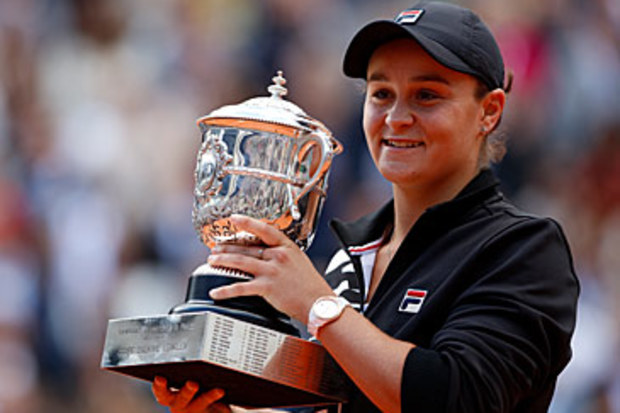 Ash Barty with French Open trophy (Getty)