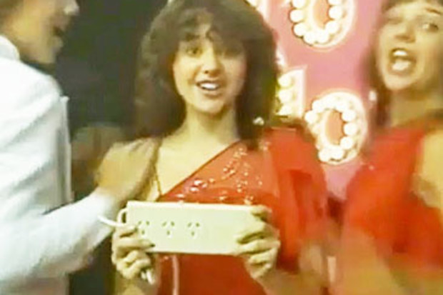 Tina Arena with power board (Young Talent Time)