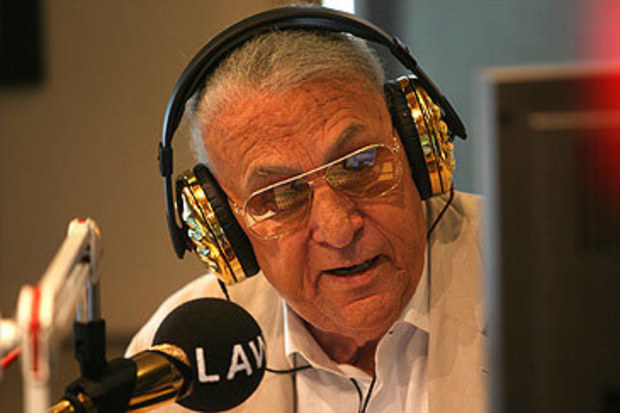 John Laws in radio studio 2007 (Peter Morris/The Sydney Morning Herald)