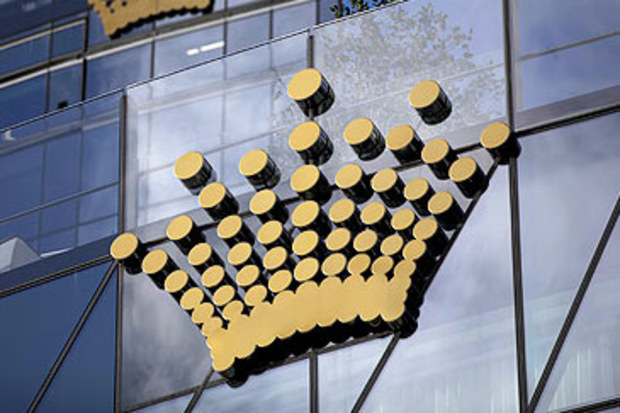 Crown Resorts logo on Crown Sydney exterior (Getty)