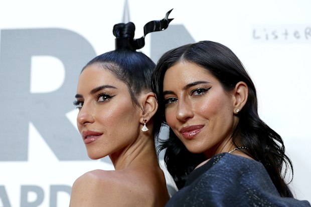 Lisa Origliasso and Jessica Origliasso of The Veronicas