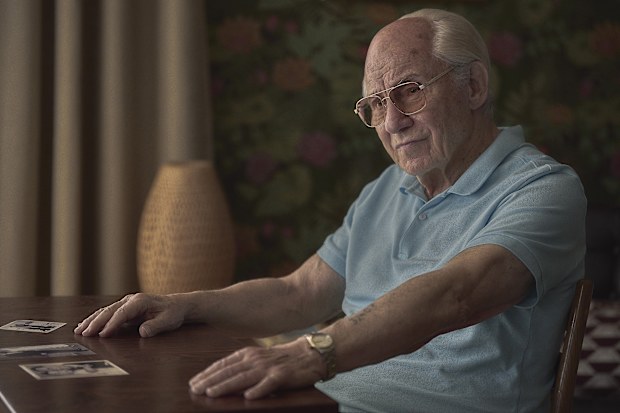 The Tattooist of Auschwitz, Stan, Harvey Keitel