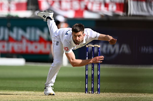 PERTH, AUSTRALIA - NOVEMBER 22: Mark Wood of England bowls during day two of the First 2025/26 Ashes Series Test Match between Australia and England at Perth Stadium on November 22, 2025 in Perth, Australia. (Photo by Gareth Copley/Getty Images)