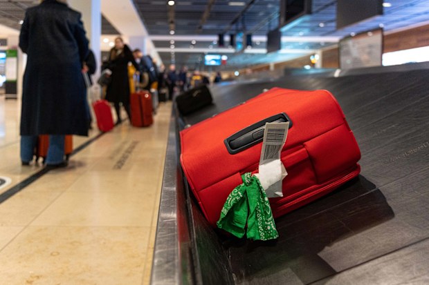 suitcase tag