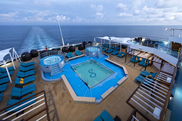Carnival Splendor ship