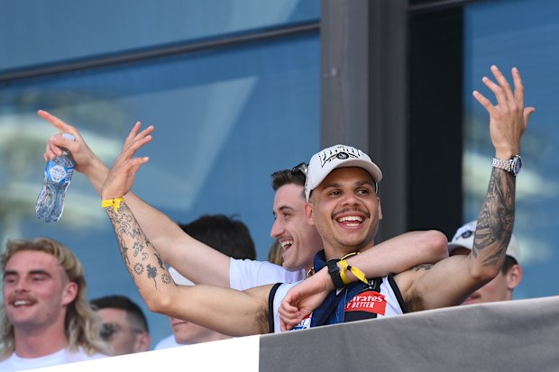 MELBOURNE, AUSTRALIA - OCTOBER 01: Cooper Murley and Bobby Hill of the Magpies celebrate on stage during the Collingwood Magpies AFL Grand Final celebrations fan day at AIA Centre on October 01, 2023 in Melbourne, Australia. (Photo by Quinn Rooney/Getty Images)