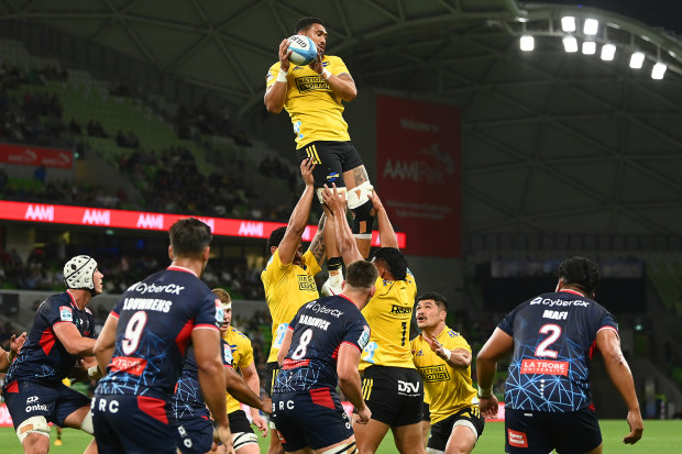 Ardie Savea receives the line out throw during the round two Super Rugby Pacific match between Melbourne Rebels and Hurricanes.