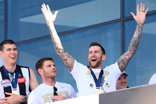 Jeremy Howe acknowledges the crowd at Collingwood's Sunday family day.