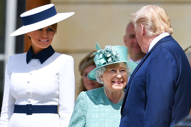 US President Donald Trump and First Lady Melania Trump are welcomed by Queen Elizabeth II