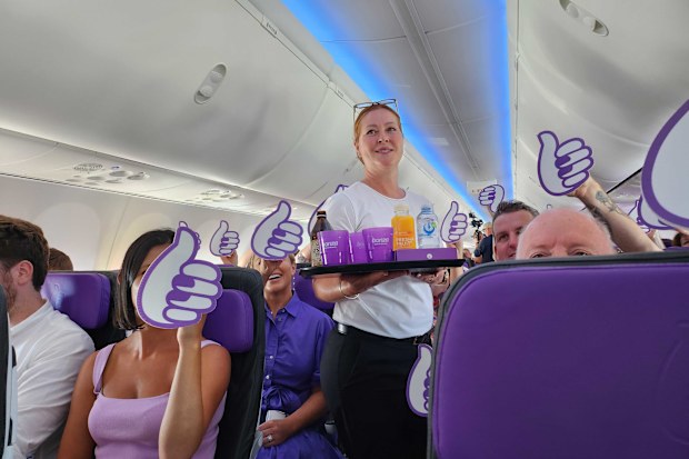 Bonza australia first flight January 31 from sunshine coast to whitsundays