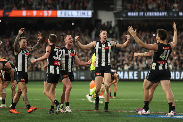 Collingwood beating GWS.