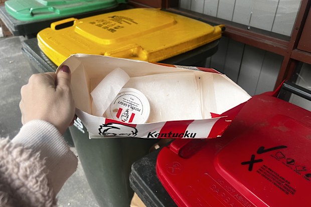 fast food rubbish which bin to put it in