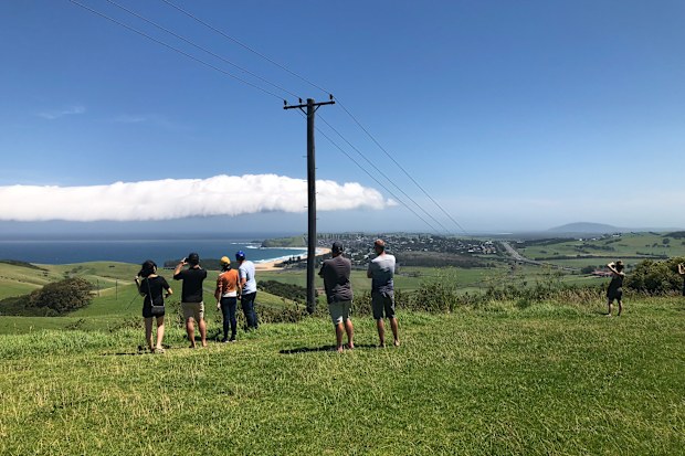 The cloud shelf stopped onlookers in their tracks on the NSW south coast.
