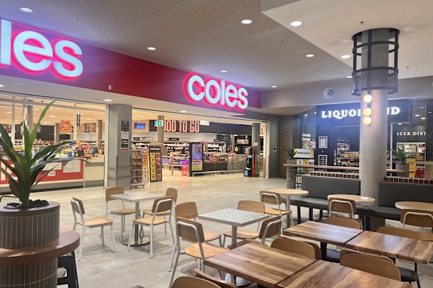 supermarket sign coles blueberries shortage 