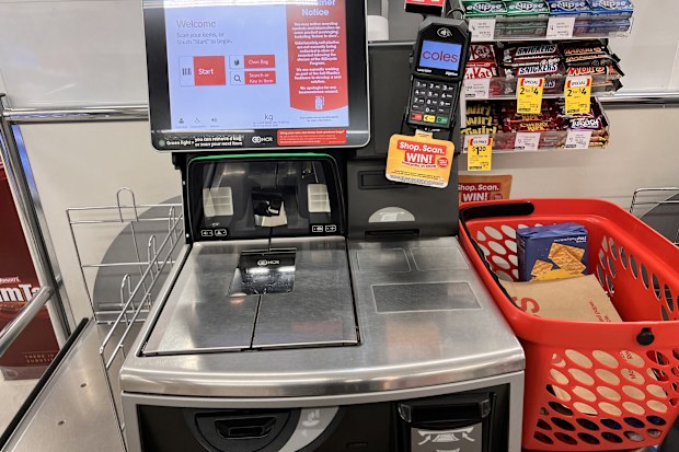 coles aldi woolworths cash out can you still withdraw money at supermarket checkouts