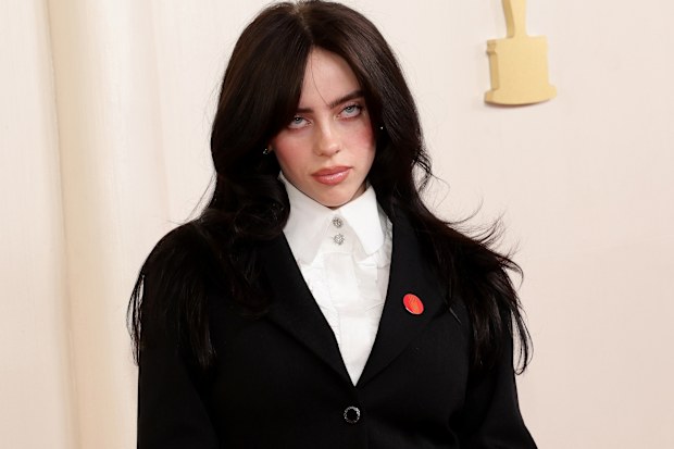 HOLLYWOOD, CALIFORNIA - MARCH 10: Billie Eilish attends the 96th Annual Academy Awards on March 10, 2024 in Hollywood, California. (Photo by Arturo Holmes/Getty Images)