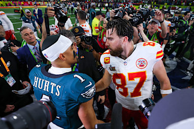 Touching Kelce moment in Super Bowl celebration chaos