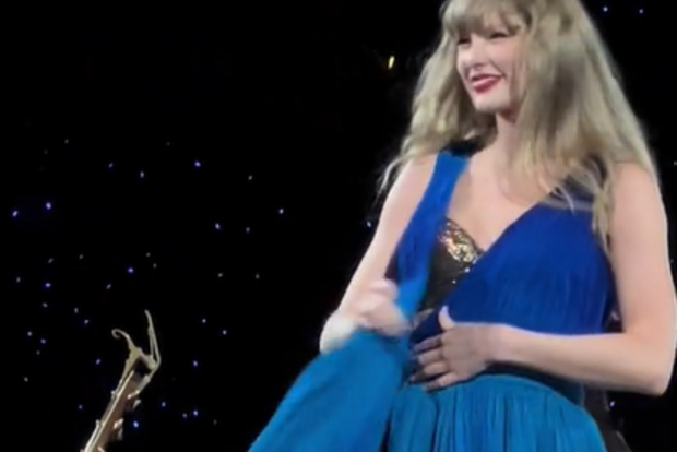 Taylor Swift suffers wardrobe malfunction during Eras Tour in Stockholm