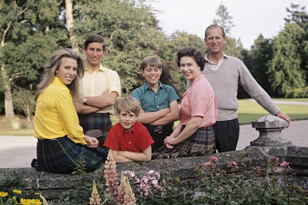 Queen Elizabeth hosts the royal family and friends for summer at Balmoral Castle