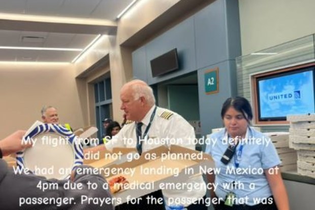 United Airlines pilot on delayed flight buys pizza for passengers
